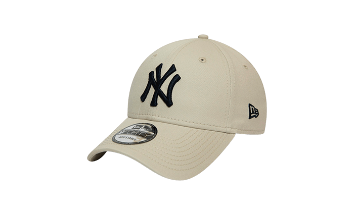 Official New Era MLB League Essential New York Yankees White
