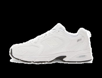 White sneakers and shoes New Balance | FLEXDOG