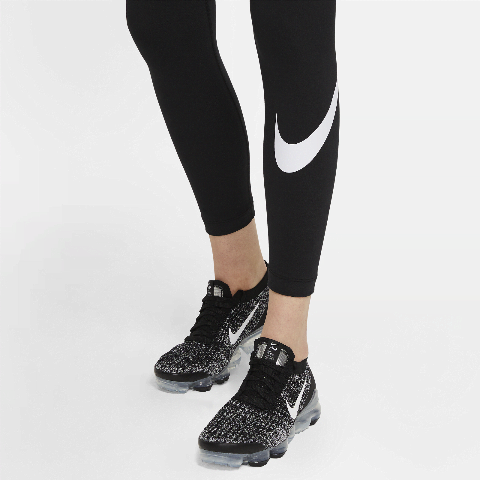 Nike Women's Sportswear Swoosh Leggings Mid Rise Gray/Black Sz