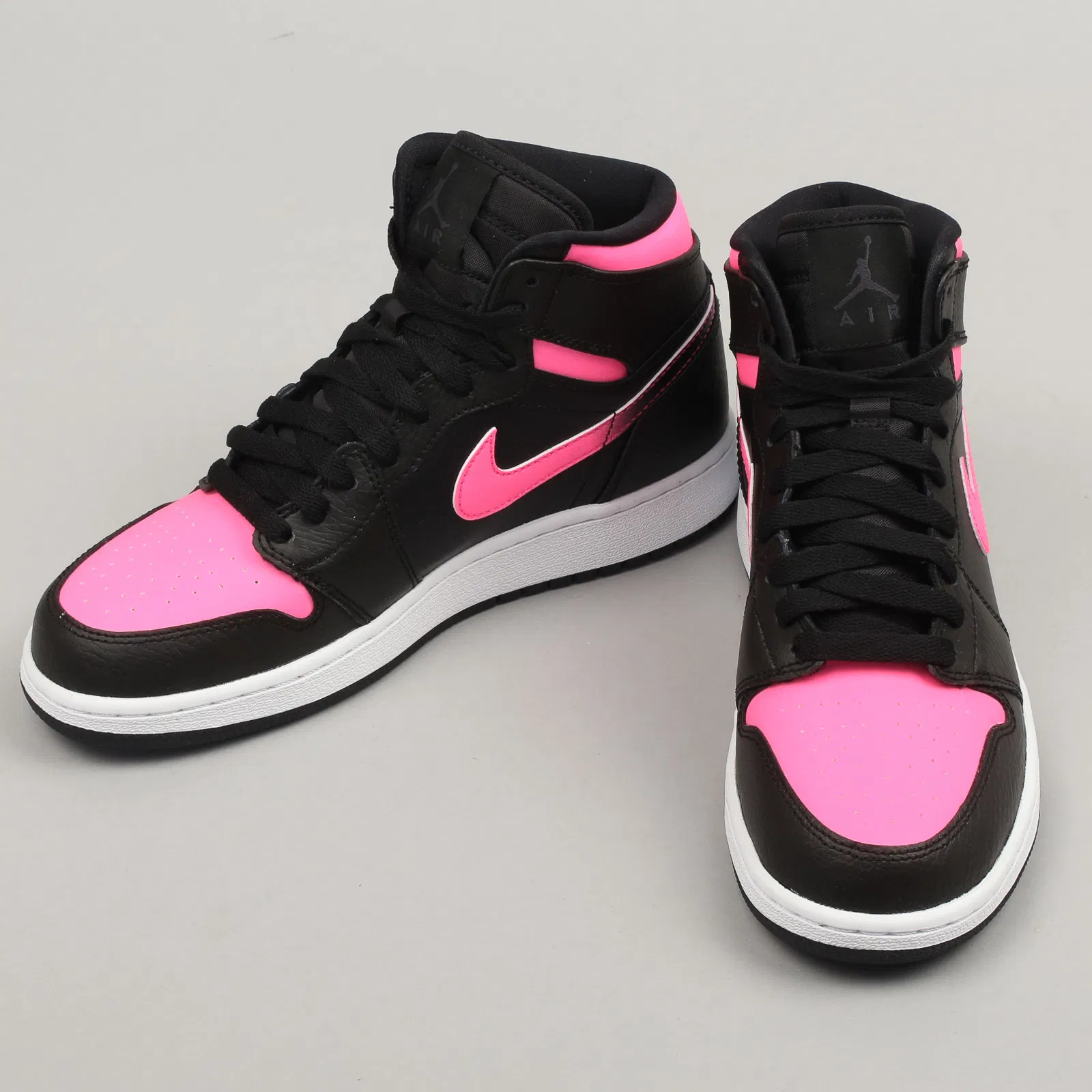 Jordan 1 Retro High Black Hyper Pink (GS)