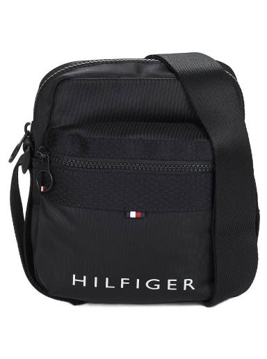 Tommy hilfiger crossbody cheap with pouch