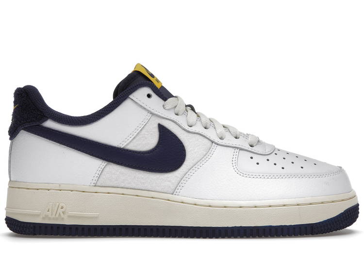 Nike Air Force 1 07 LV8 Varsity Jacket