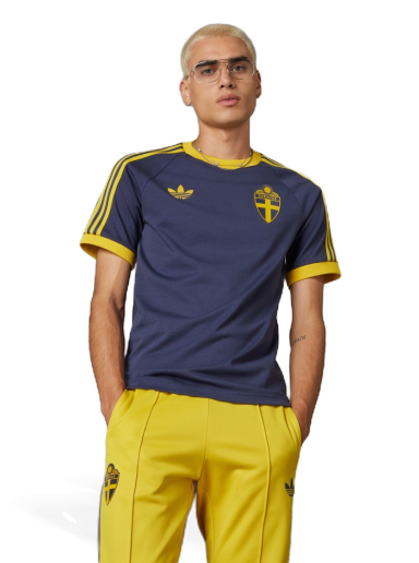 Sweden Adicolor 3-Stripes T-Shirt