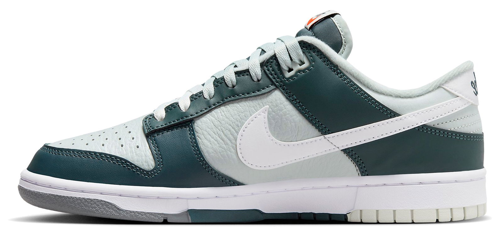 Nike Dunk Low Retro PRM 