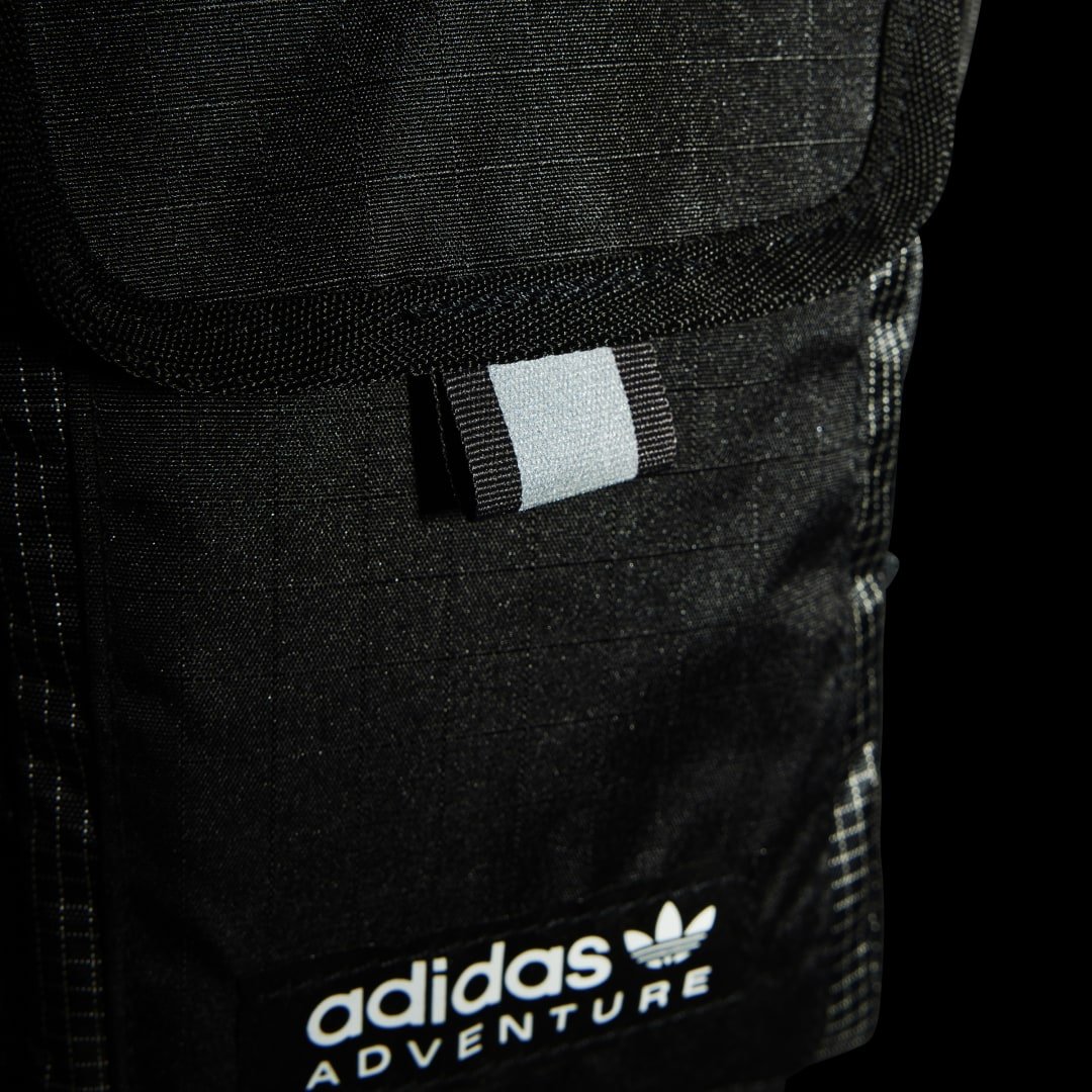 Waist bag adidas Originals Adventure Flag Small Body Bag IB9366 FLEXDOG