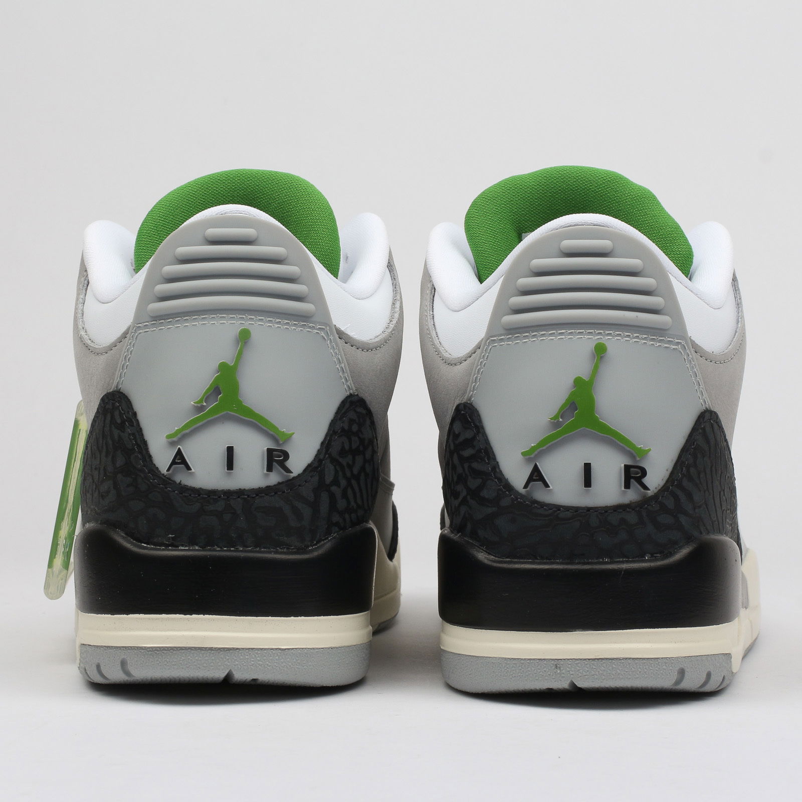 Jordan Air Jordan 3 Retro Chlorophyll 136064-006 | FLEXDOG