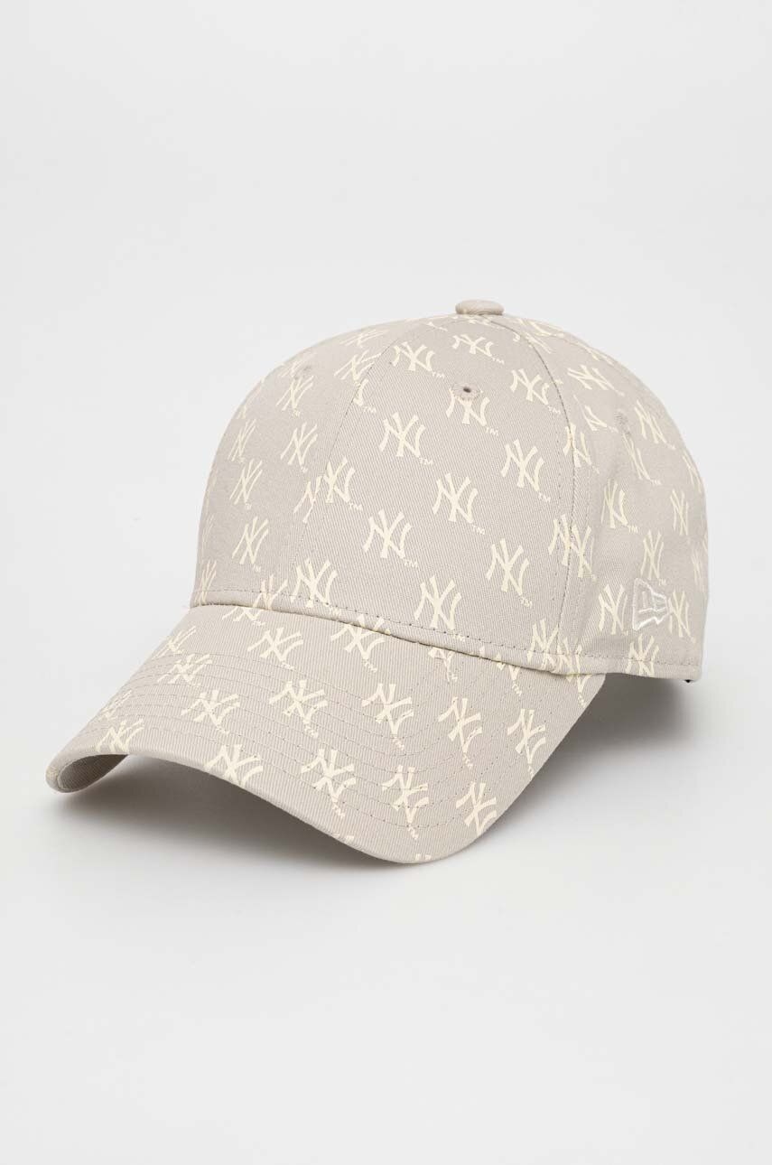 New Era 60357977 Monogram 9FORTY New York Yankees Cap Beige Man