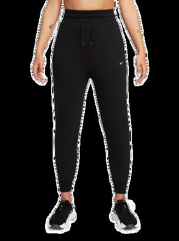 Women's Black Trousers & Tights. Nike IN