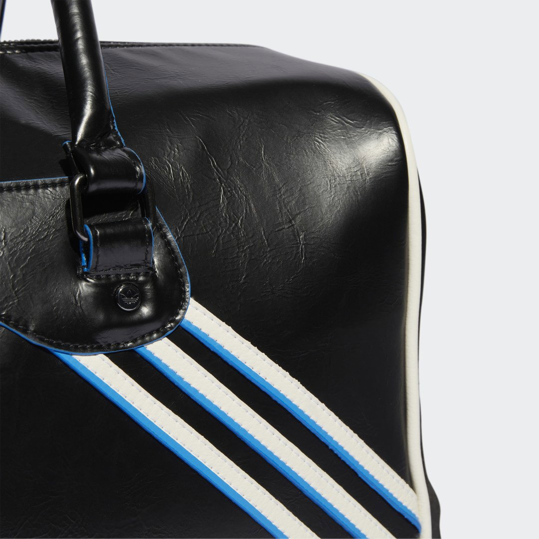 Travel bag adidas Originals Blue Version Duffel Bag IJ5995 | FLEXDOG