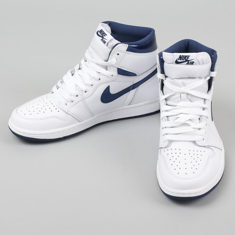 Air Jordan 1 Retro High OG 'Metallic Navy' 555088-106