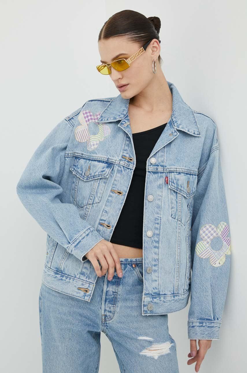 Yes To The Denim Jacket!