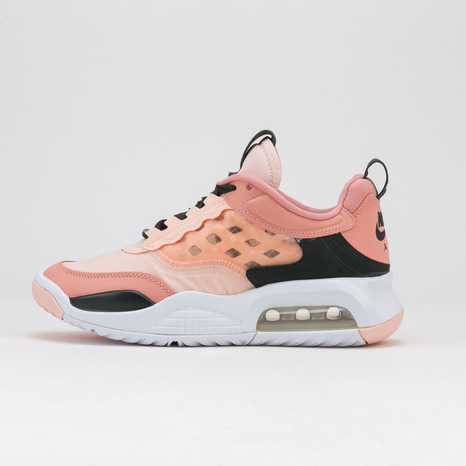 Nike 200 hot sale coral