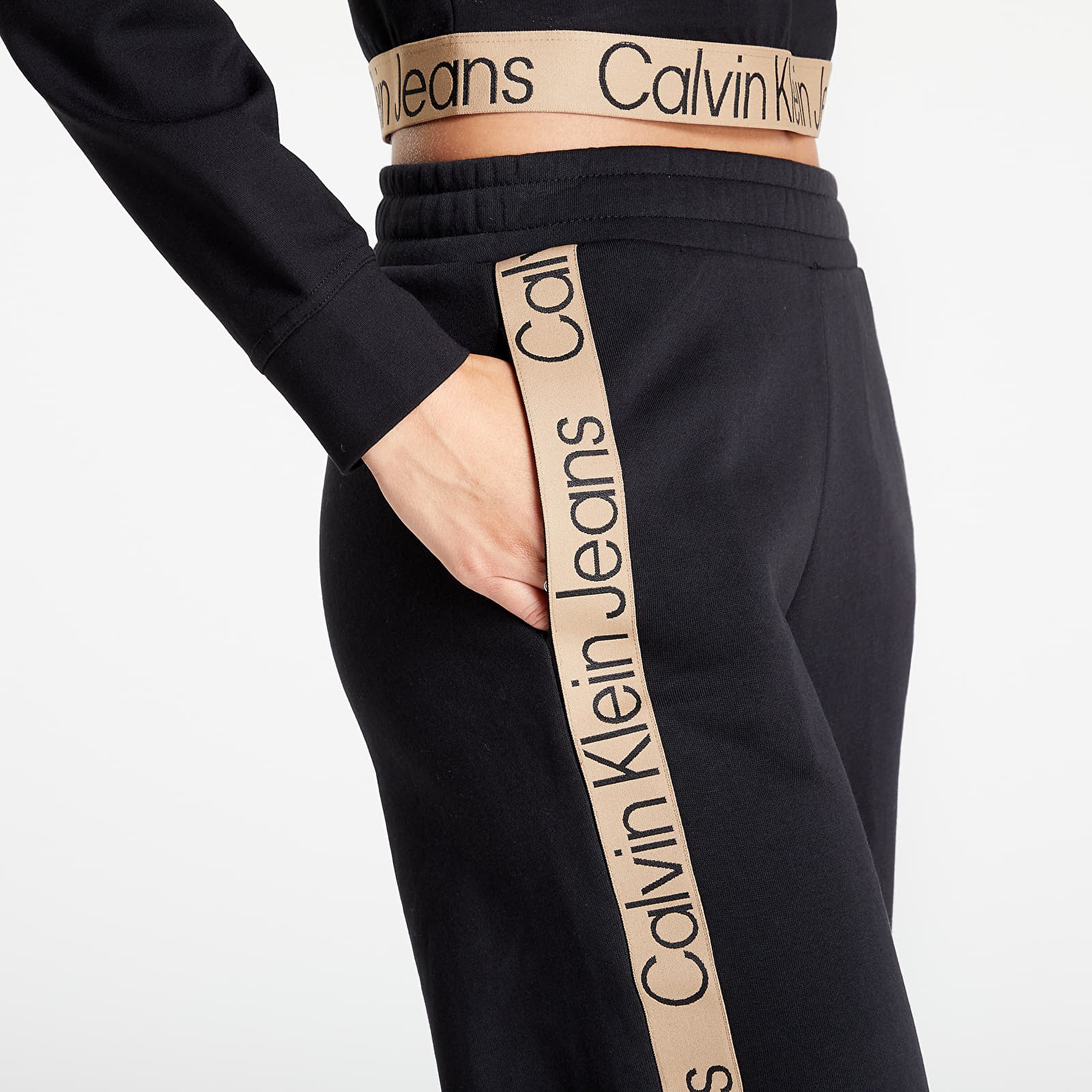 Sweatpants CALVIN KLEIN Jeans Logo Tape J20J219738 BEH | FlexDog