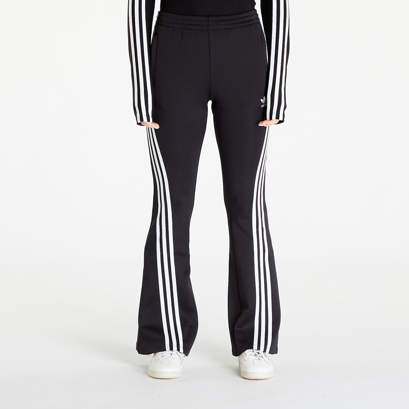 Sweatpants adidas Originals Flared Track Pant IV9327
