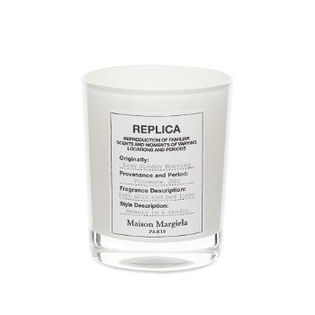 Maison Margiela Replica Lazy Sunday Candle in 165g MMMCAN01