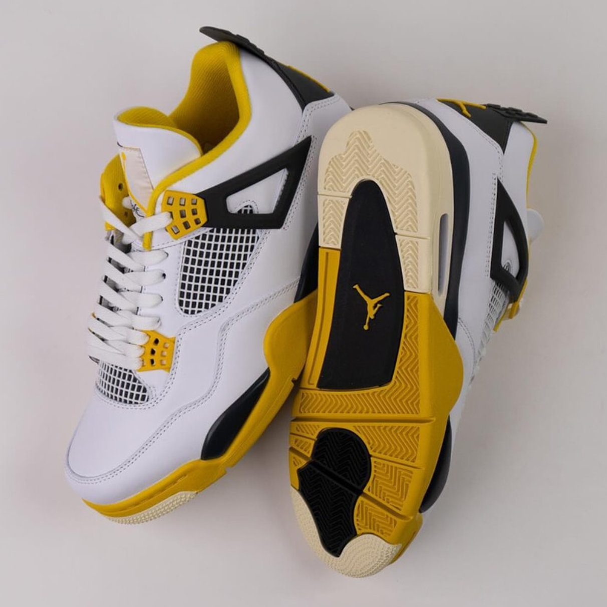 Welcome the Air Jordan 4 in the Newest Colorway “Vivid Sulfur”